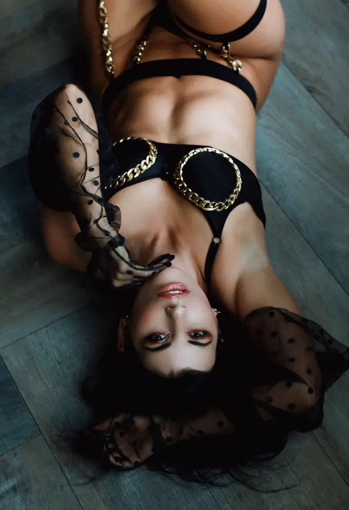 Hotel Escort Etiquette in Five-Star Properties — Bangalore escorts guide